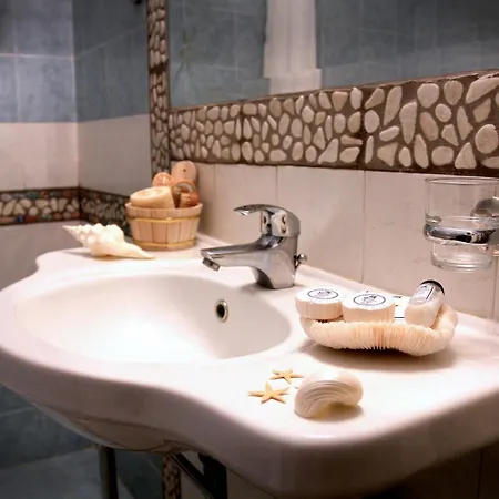 Anatolia Otel Ano Mera