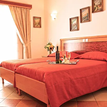 Hotell Anatolia Ano Mera